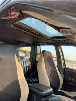 جیپ گراند شیرۆکی